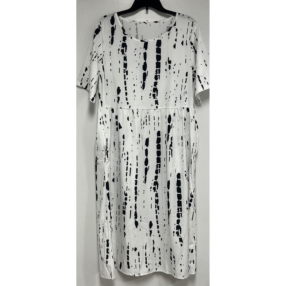 Women Size XXL Black & White Light Weight Casual Dress Pockets Poly/Spandex